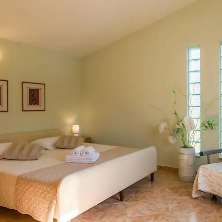 Vila Grace Felice