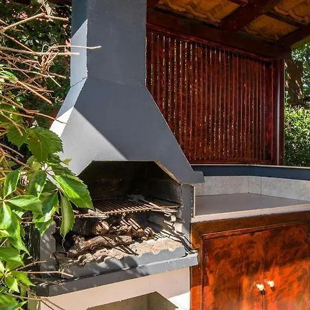 Grace Felice Villa Valbandon
